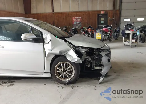 2021 Toyota Prius Prime Le from USA, damaged, VIN JTDKAMFP3M3166390